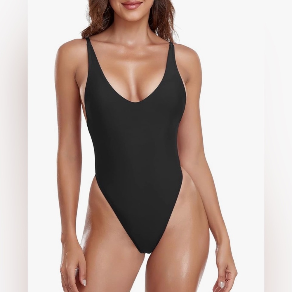 RELLECIGA Elegant Black One-Piece Swimsuit